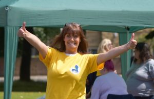 JG photo yellow t shirt