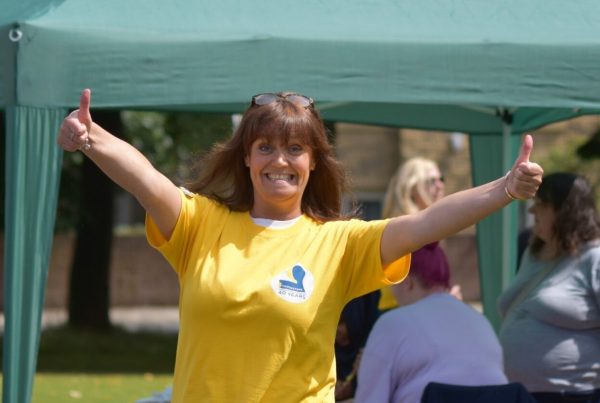 JG photo yellow t shirt